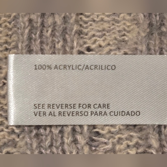 Love By Design Cable Knit Sweater - Picture 8 of 10